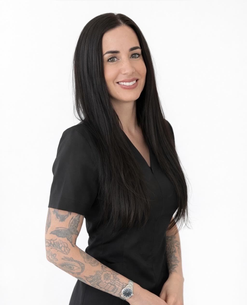 Victoria Winham, eyelash and eyebrow specialist based in Ashford, Kent
