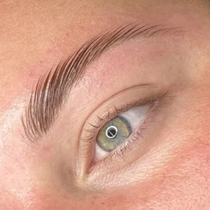 Precisely shaped eyebrow after HD Brows treatment in Ashford Kent